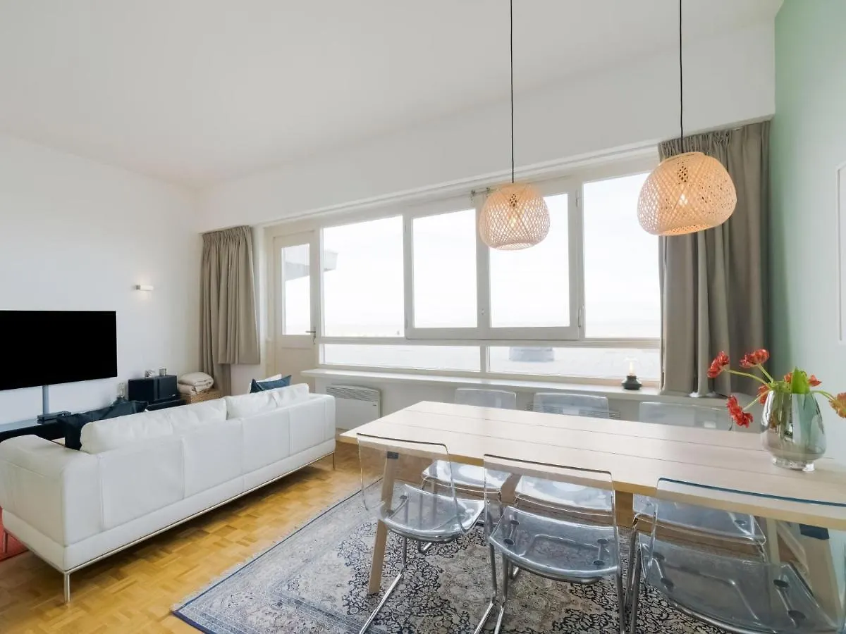 Comfortable Apartment In Oostende With Sea Views